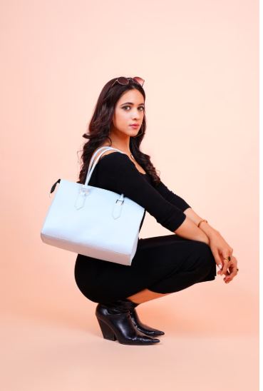 about-bg bag 4